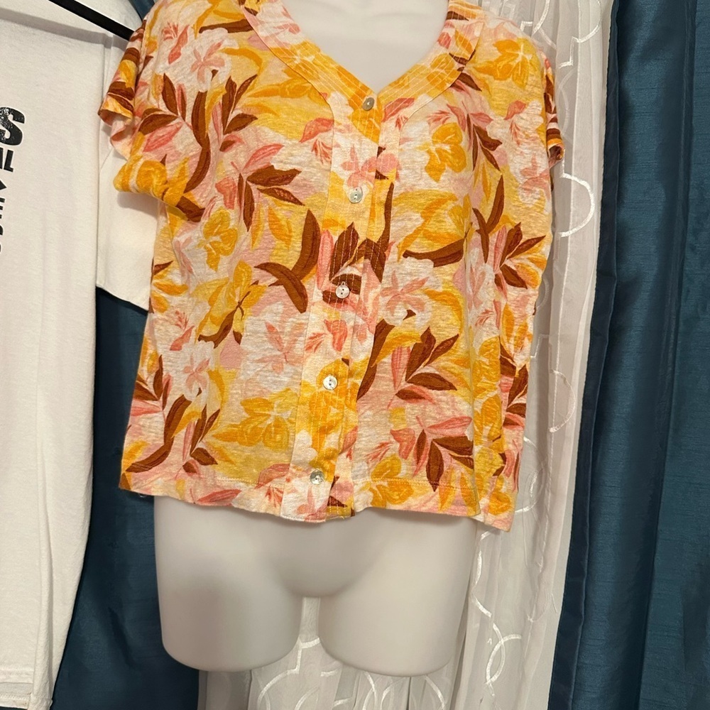Tahari Linen Top in Yellow and Pink
